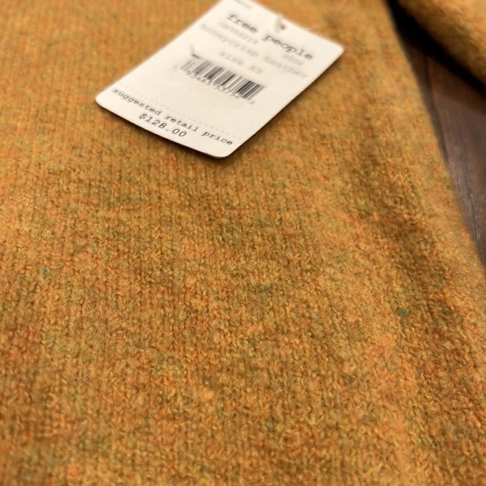 Free People Echo Beach Pullover XS mustard orange-yellow sweater Off-Shoulder - Picture 7 of 12